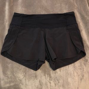 Black lululemon shorts “4. Size 4